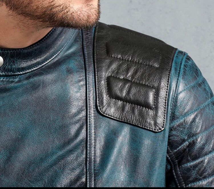 BOMBER JACKET OIL